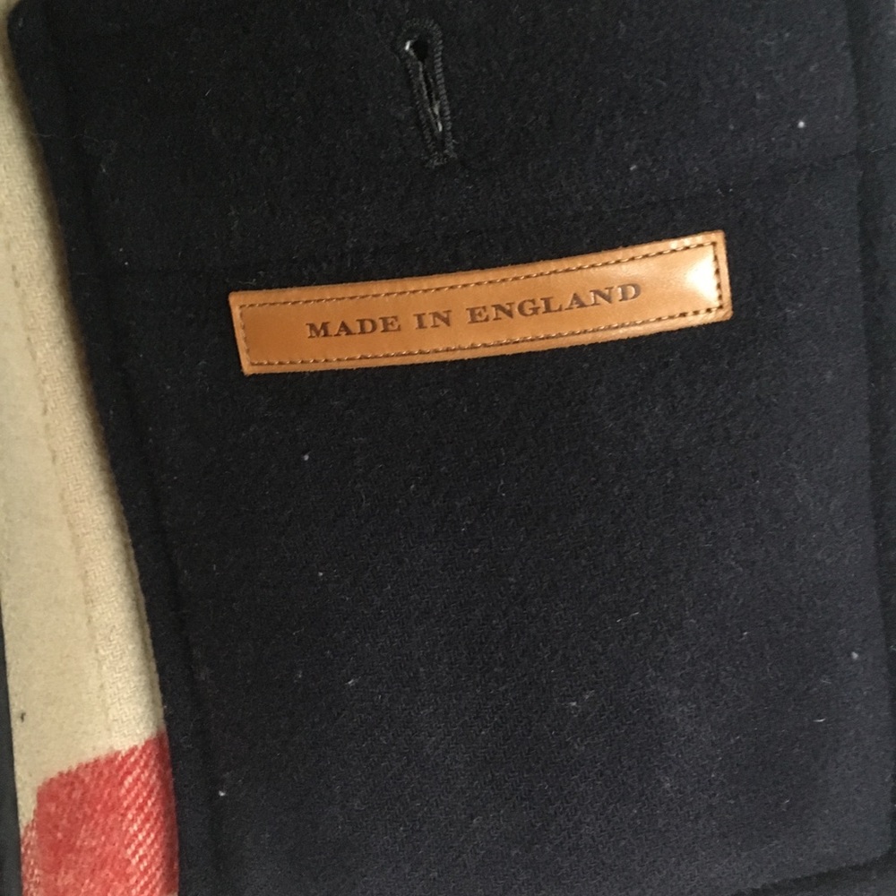 Original Burberry Coat - Picture 2 of 6